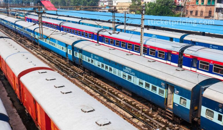 Delhi to Mumbai Train Ticket Price