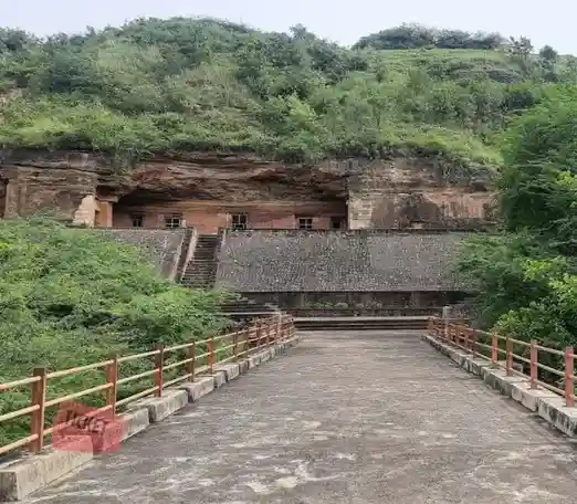 Bagh Caves Ticket Price
