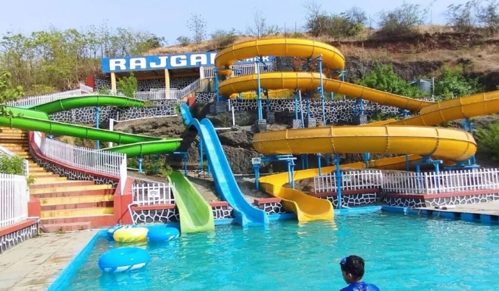 Dolphin Water Park A